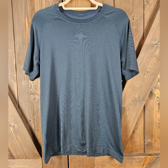lululemon athletica Other - Lululemon Navy Blue Short Sleeve Work Out T-Shirt